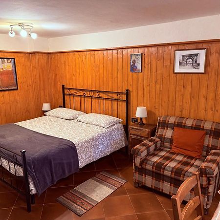 Casa Vacanze Nora ชามัวส์ ภายนอก รูปภาพ