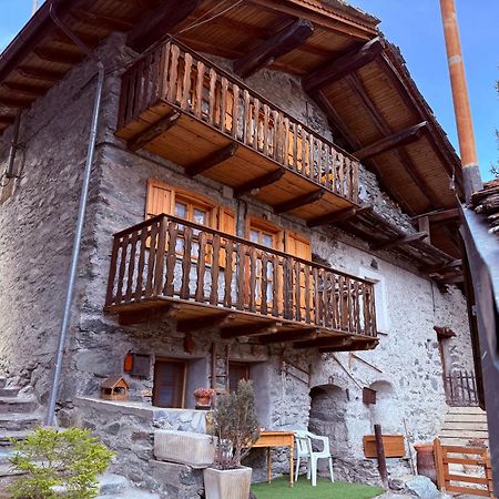 Casa Vacanze Nora ชามัวส์ ภายนอก รูปภาพ