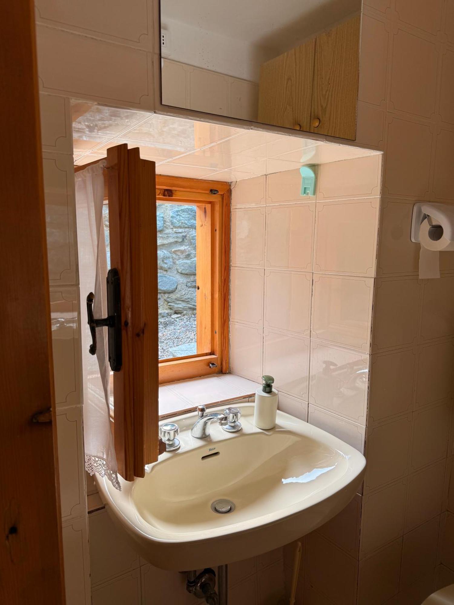 Casa Vacanze Nora ชามัวส์ ภายนอก รูปภาพ