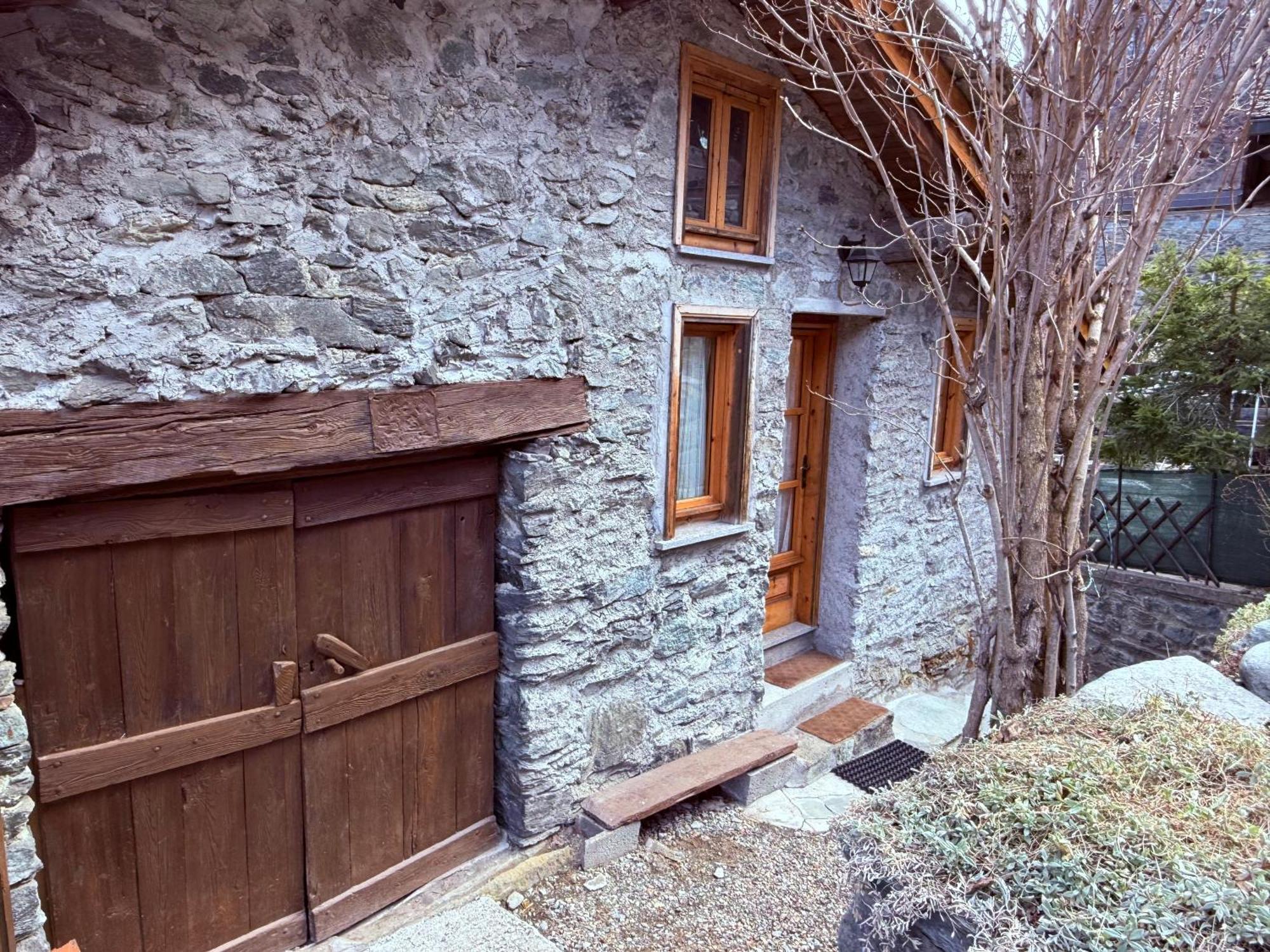 Casa Vacanze Nora ชามัวส์ ภายนอก รูปภาพ