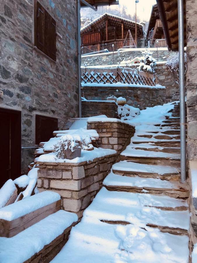 Casa Vacanze Nora ชามัวส์ ภายนอก รูปภาพ