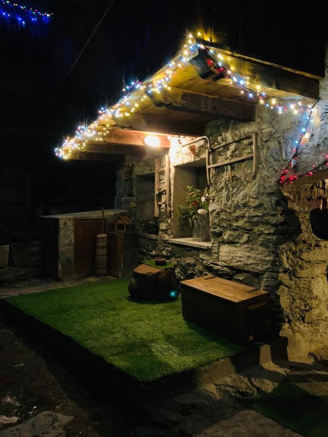 Casa Vacanze Nora ชามัวส์ ภายนอก รูปภาพ