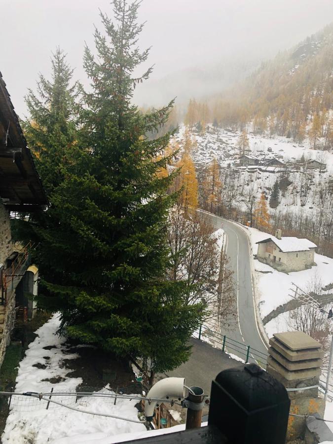 Casa Vacanze Nora ชามัวส์ ภายนอก รูปภาพ