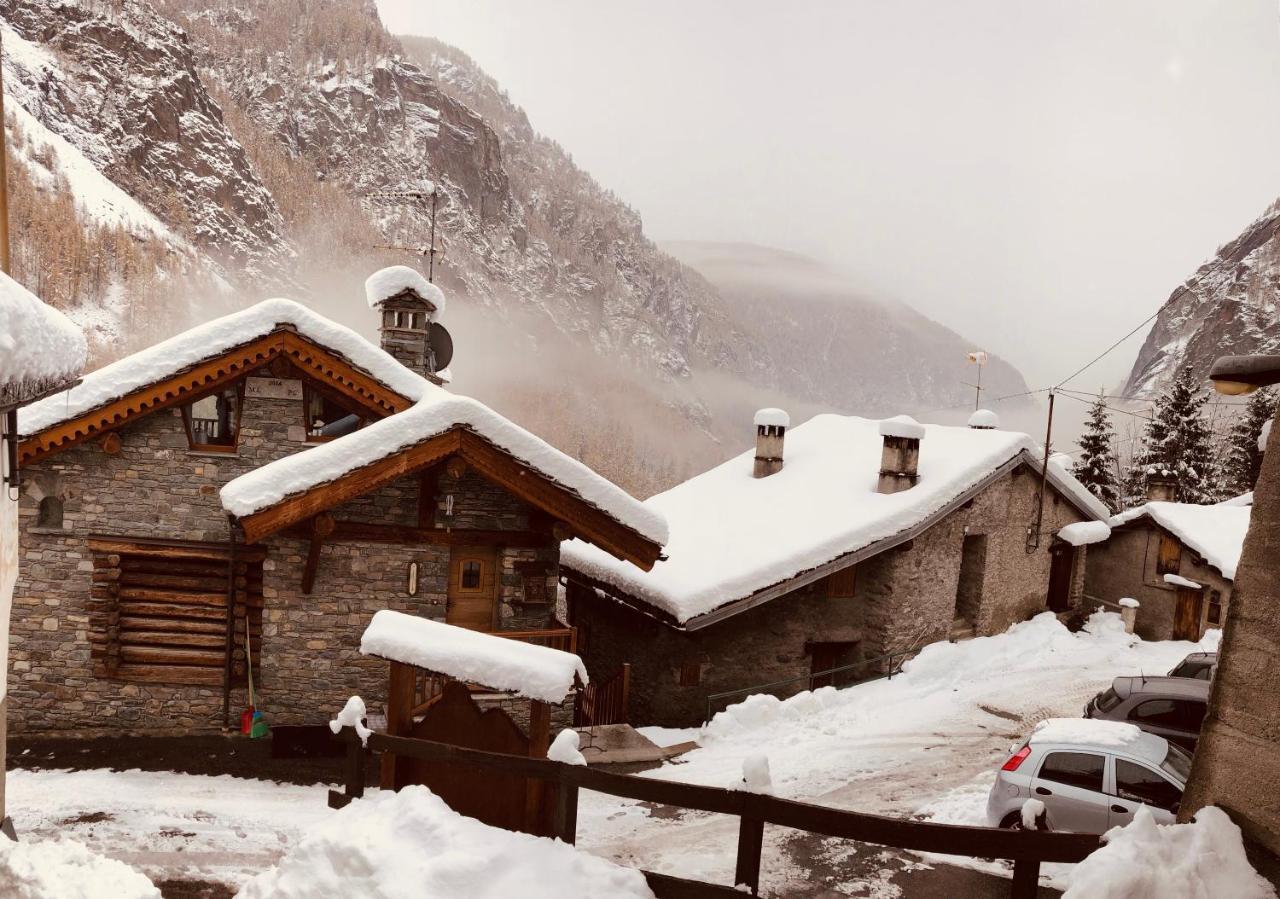 Casa Vacanze Nora ชามัวส์ ภายนอก รูปภาพ